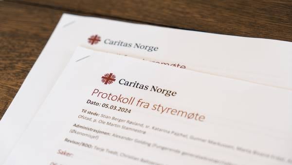Vårt Land avslører: Ingen spor av Caritas-sjefens avtale i styrets protokoller