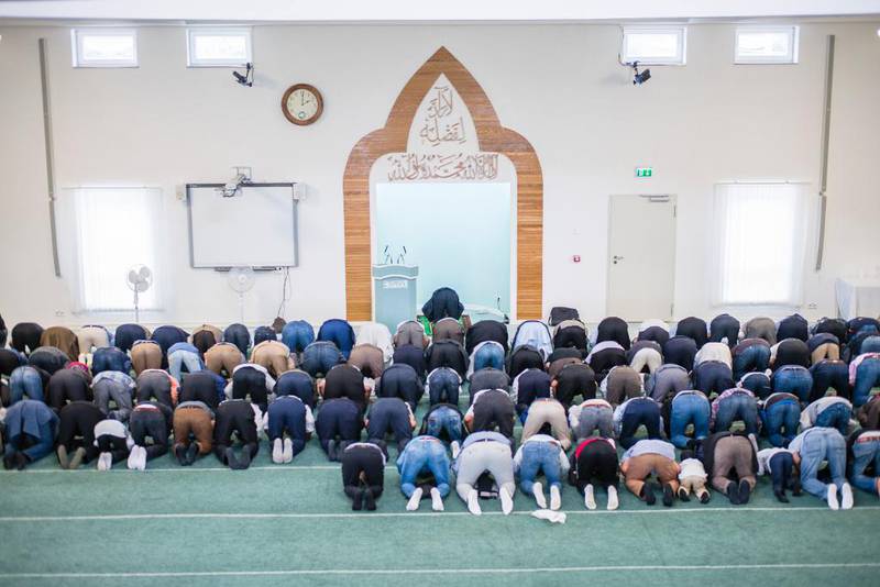 I Nordens største moské finner du en av verdens mest undertrykte grupper innenfor islam.