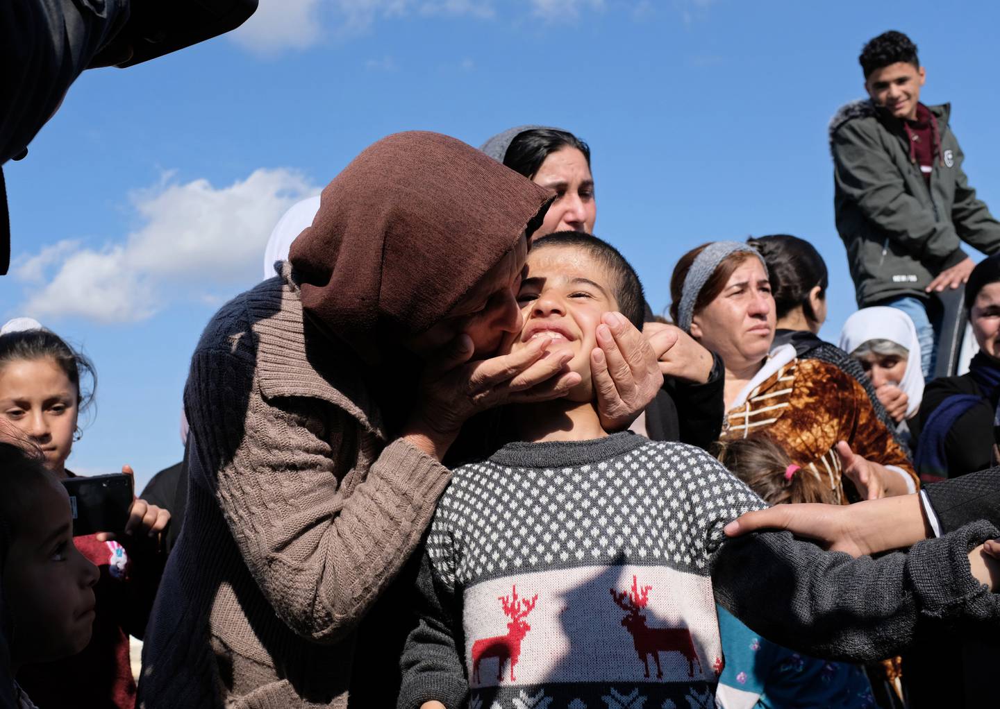 GJENFORENT. I 2019 ble flere jesidibarn gjenforent med sine familier. Jesidimiljøet har sagt at de vil ta i mot overlevende fra IS inn i miljøet igjen, men ikke barna som har IS-fedre.