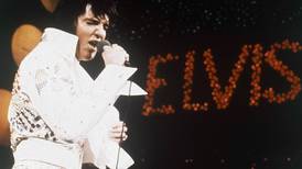 Rockekongen Elvis bad til Gud før konsert