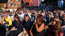 Pause i bomdramaet – Ropstad tilbake i valgkamp på Sørlandet