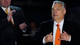 Orbans parti gir ham utvidede fullmakter til direkte styre