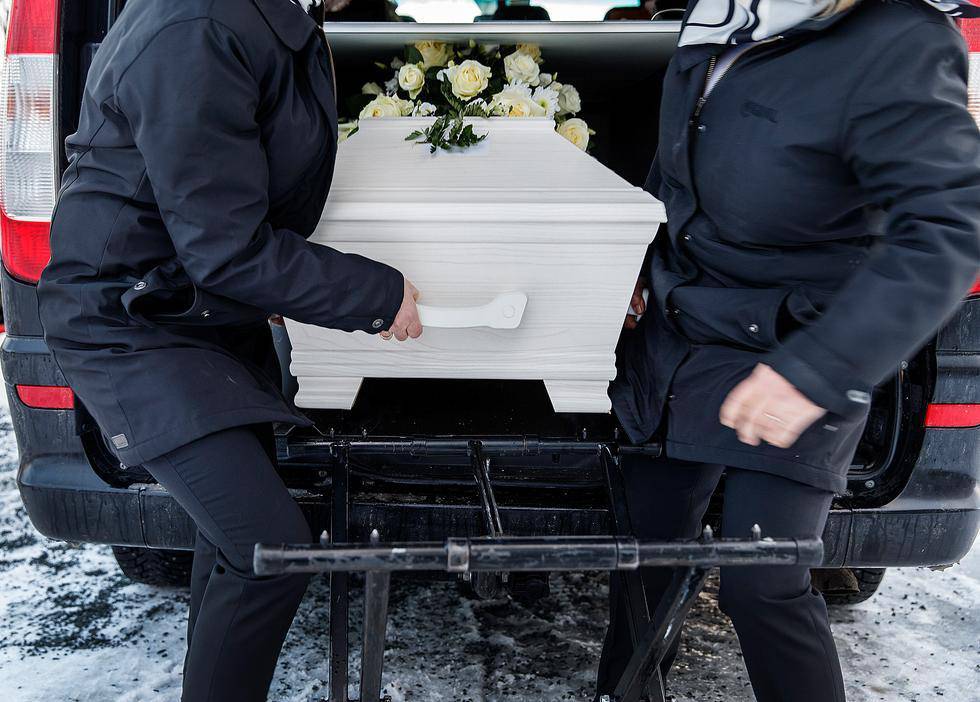 Tre bispedømmer har hatt en dramatisk nedgang i kirkelige begravelser: Mellom fire og sju prosent fra 2018 til 2019.