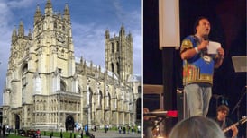 Britisk pastor trer til side etter bekymringsmeldinger