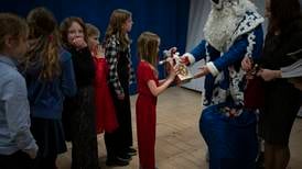Norske og russiske barn markerte ortodoks jul sammen på Svalbard