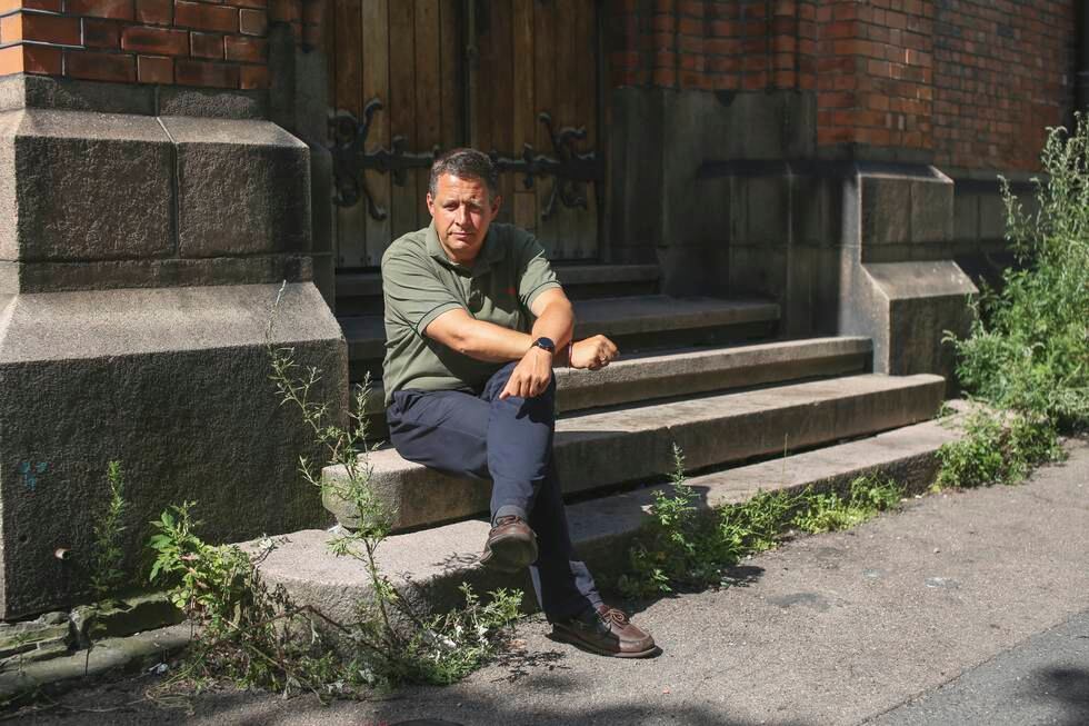 Espen Andreas Hasle fotografert til sak om avslag på bruk av uteområde ved Jakob Kirke