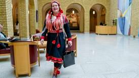 Samene får urfolksstatus i Grunnloven: – Historisk