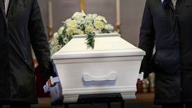Politiet: Tyver leser dødsannonser og slår til under begravelser