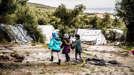 Åpner for internering av barn på flukt i leire på grensen av Europa