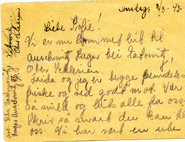 Rita Sachnowitz fikk beskjed om å skrive kort hjem da hun kom til Auschwitz i mars 1943 sammen med lillesøster Frida. Rett etterpå ble de gasset i hjel.