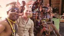 Norsk operasanger spilte misjonær i Kenyas første opera: – Visste ikke hva jeg sa ja til før jeg var i Nairobi