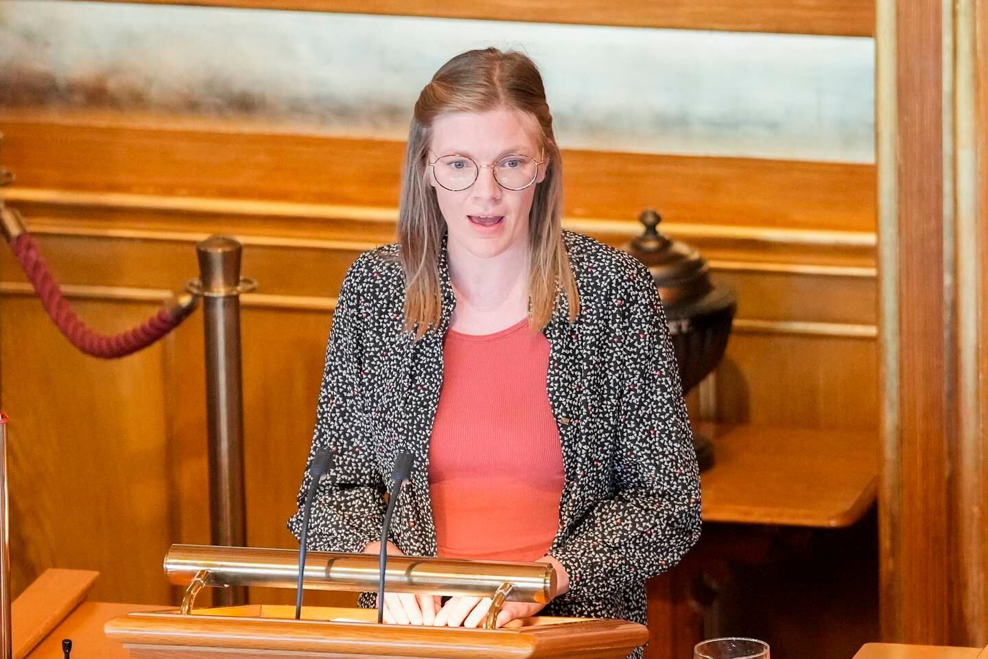 Rødts Marie Sneve Martinussen er ikke fornøyd med regjeringens budsjettforslag. Foto: Beate Oma Dahle / NTB