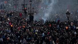 Gatekamper i Frankrike – over 1 million protesterte
