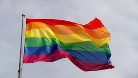 Kristen bergensskole fjernet regnbueflagg