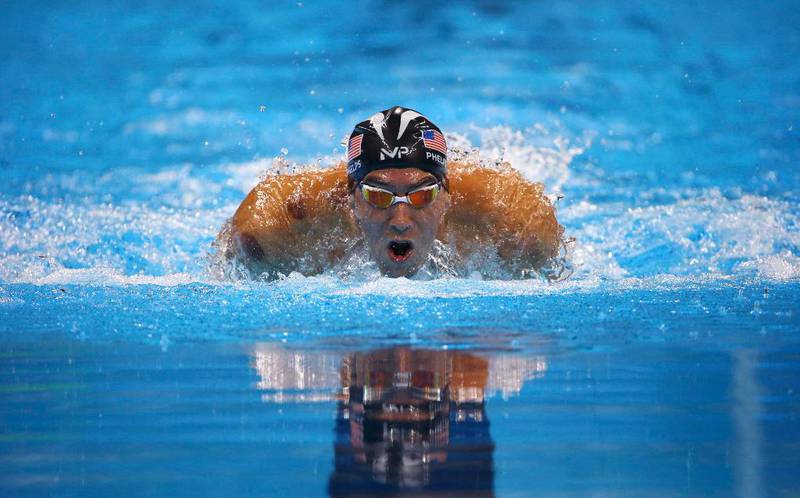 Michael Phelps tok seg lett videre fra semifinalen i butterfly i Rio OL – en øvelse han også vant til slutt.