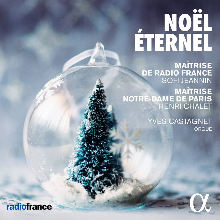 Noël Éternel gir julemusikk på fransk.