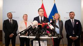 Strache går av som visestatsminister i Østerrike