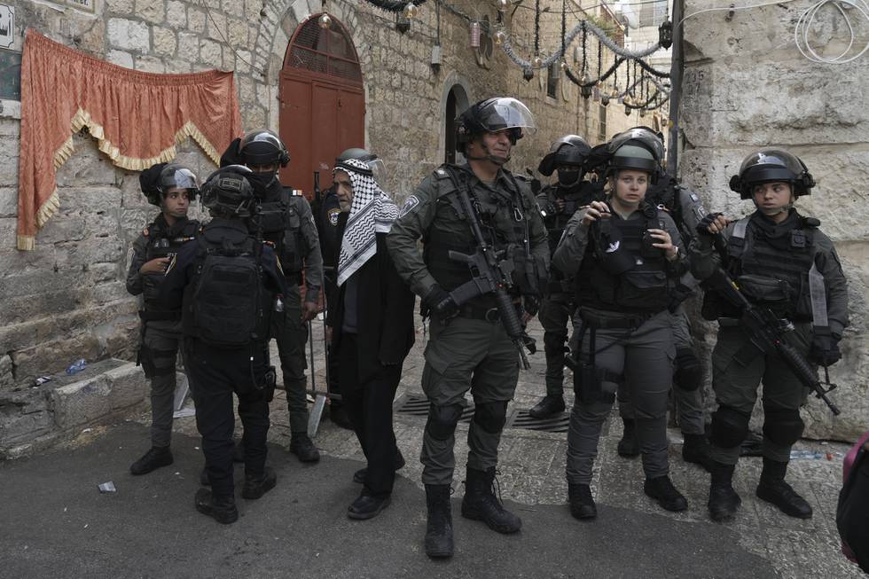 Det har vært omfattende sammenstøt mellom israelske sikkerhetsstyrker og palestinske demonstranter ved al-Aqsa-moskeen i Jerusalems okkuperte gamleby de siste ukene. Foto: AP / NTB