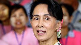 Aung San Suu Kyi strever med lovnadene