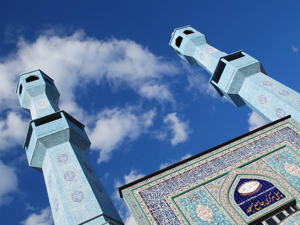 Moské i Oslo: Skepsisen til muslimske trossamfunn var størst i 1995. Da var World Islamic Mission på Grønland i Oslo ferdig bygd, og skapte stor debatt rundt bønnerop og støyforskrifter.