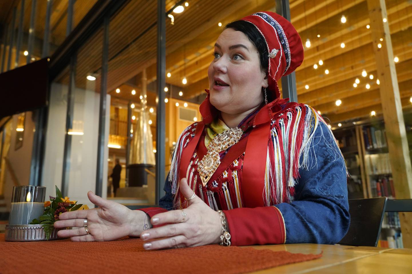 Sametingspresident Silje Karine Muotka er glad for at samenes nasjonaldag har utviklet seg til en positiv markeringsdag for det samiske. 
Foto: Terje Bendiksby / NTB