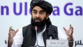 Talibans menn avsluttet massemønstring uten et ord om jenteskoler