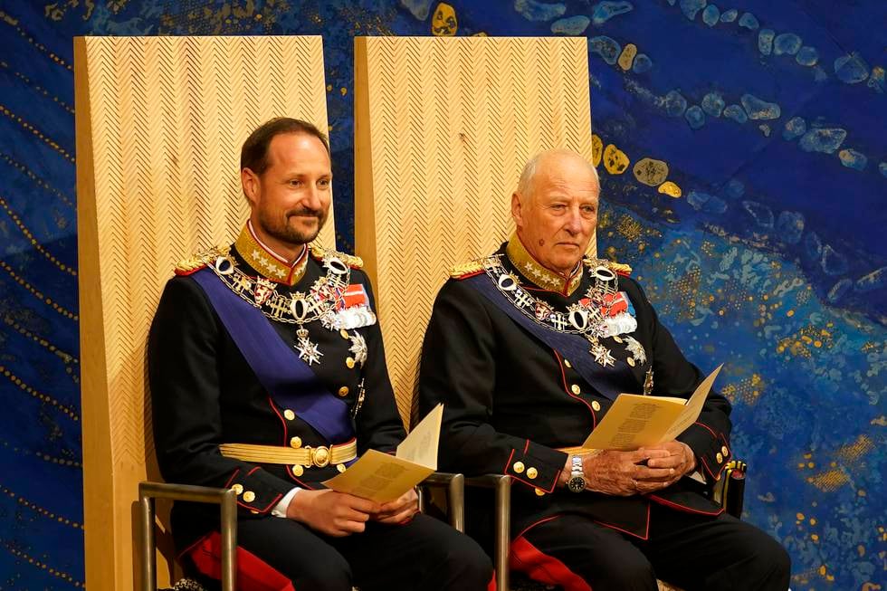 Kronprins Haakon og kong Harald foretok onsdag den offisielle åpningen av det 9. sametinget. Foto: Terje Bendiksby / NTB / POOL