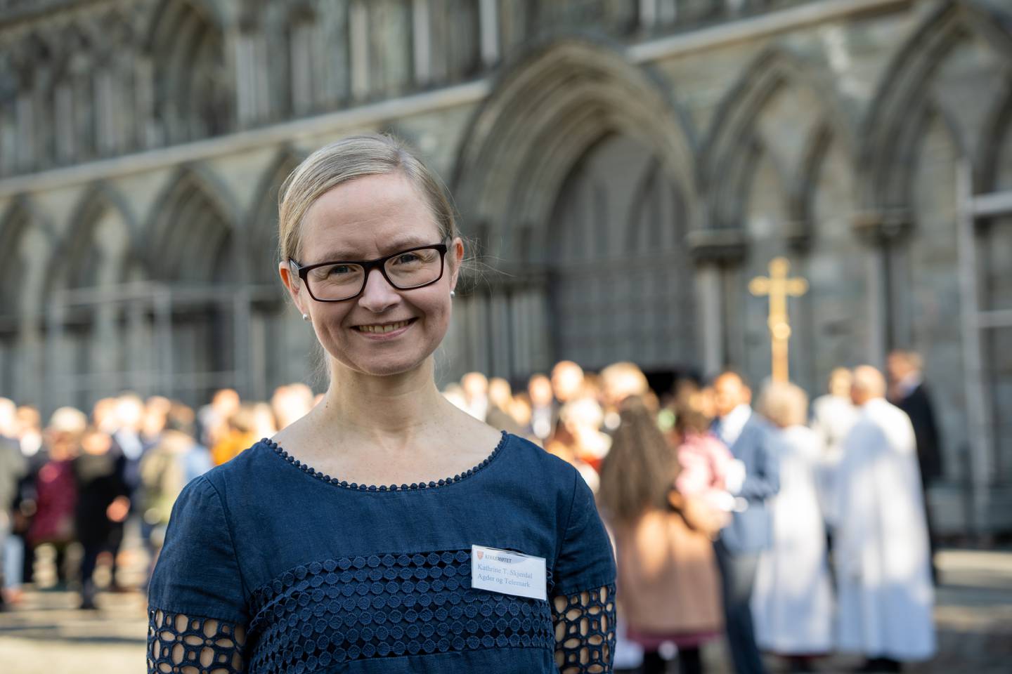 Kathrine Tallaksen Skjerdal sitter i Kirkemøtet som prest valgt av prestene i Agder og Telemark bispedømme. Hun er sokneprest i Høvåg.