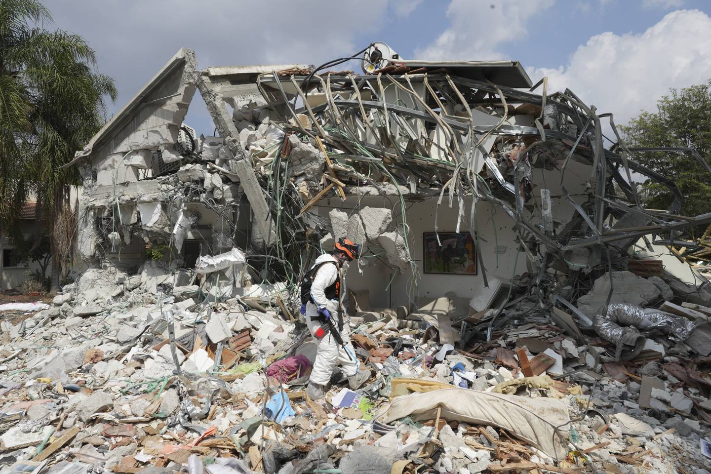 Et ødelagt hjem i kibbutzen Be'eri i Israel. Foto: Baz Ratner / AP / NTB