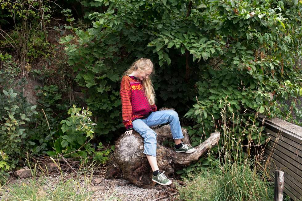 Miljøaktivist Penelope Lea fotografert til Min Tro utenfor hjemmet sitt