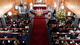 Hele julekvelden i kirken