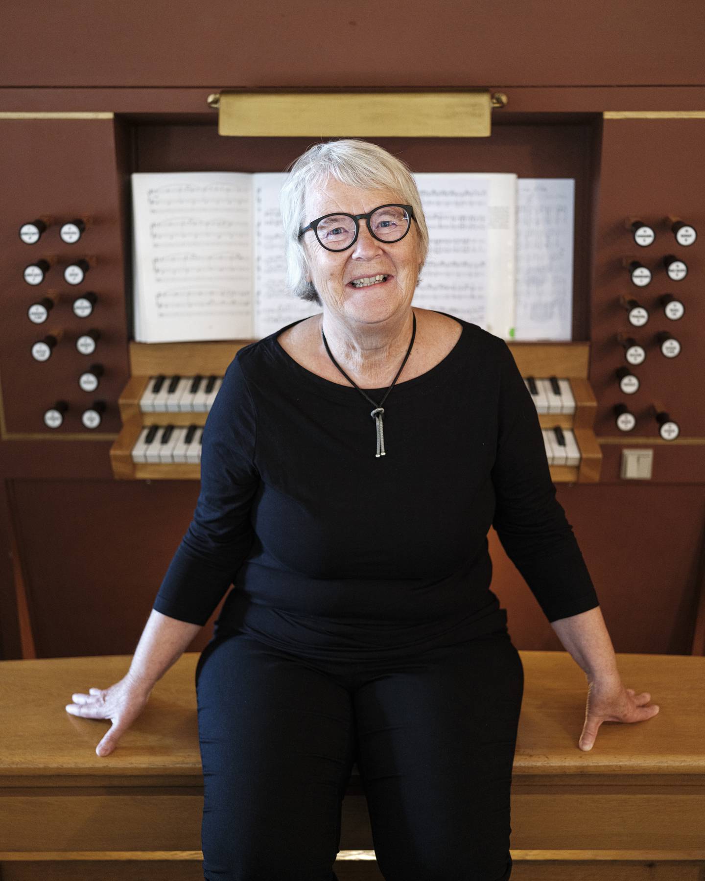 Inger Johanne Orefellen pensjonerer seg etter 32 år som kantor i Rygge kirke.