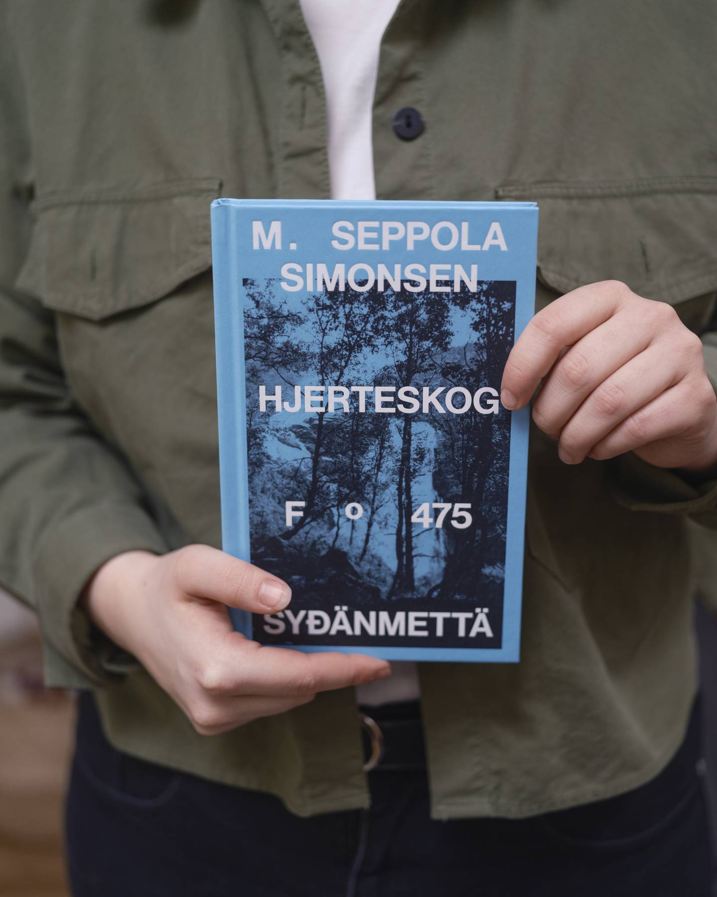 Forfatter M. Seppola Simonsen.