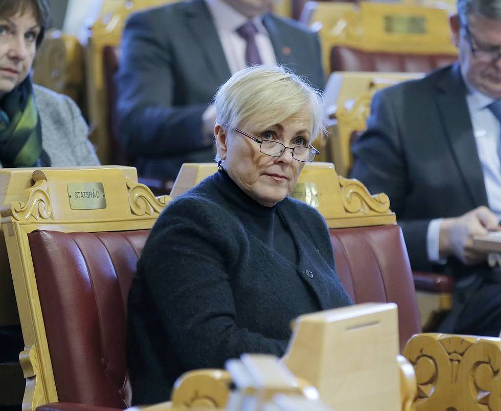 Kulturminister Thorhild Widvey er snart klar med høringsopplegg for mer søndagshandel.