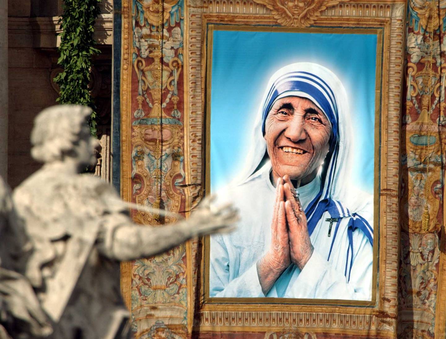 Moder Teresa mottok Nobels fredspris i 1979 for sitt arbeid i slummen i Calcutta. I 2016 ble hun helgenkåret.