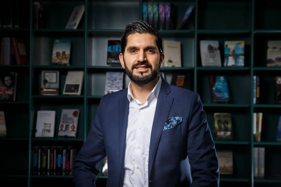 OSLO  20160112.
Forfatter og lege Mohammed Usman Rana har skrevet boken "Norsk islam" som ble presentert på Aschehoug sin vårliste for 2016.
Foto: Heiko Junge / NTB scanpix