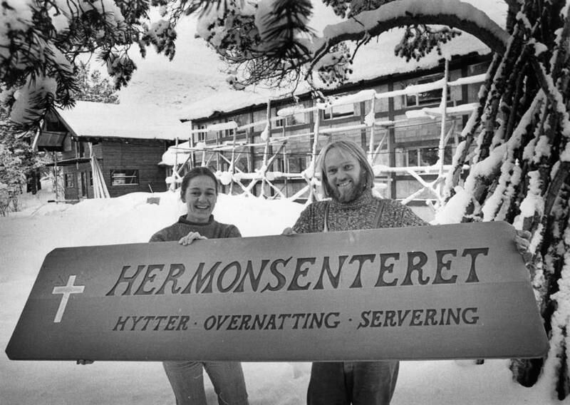 Jubilant: I 1980 hadde Ruth og Arne Håtveit som var 22 og 27 år allerede drevet Hermonsenteret i tre år. I år feirer Hermon Høyfjellssenter 40 år.