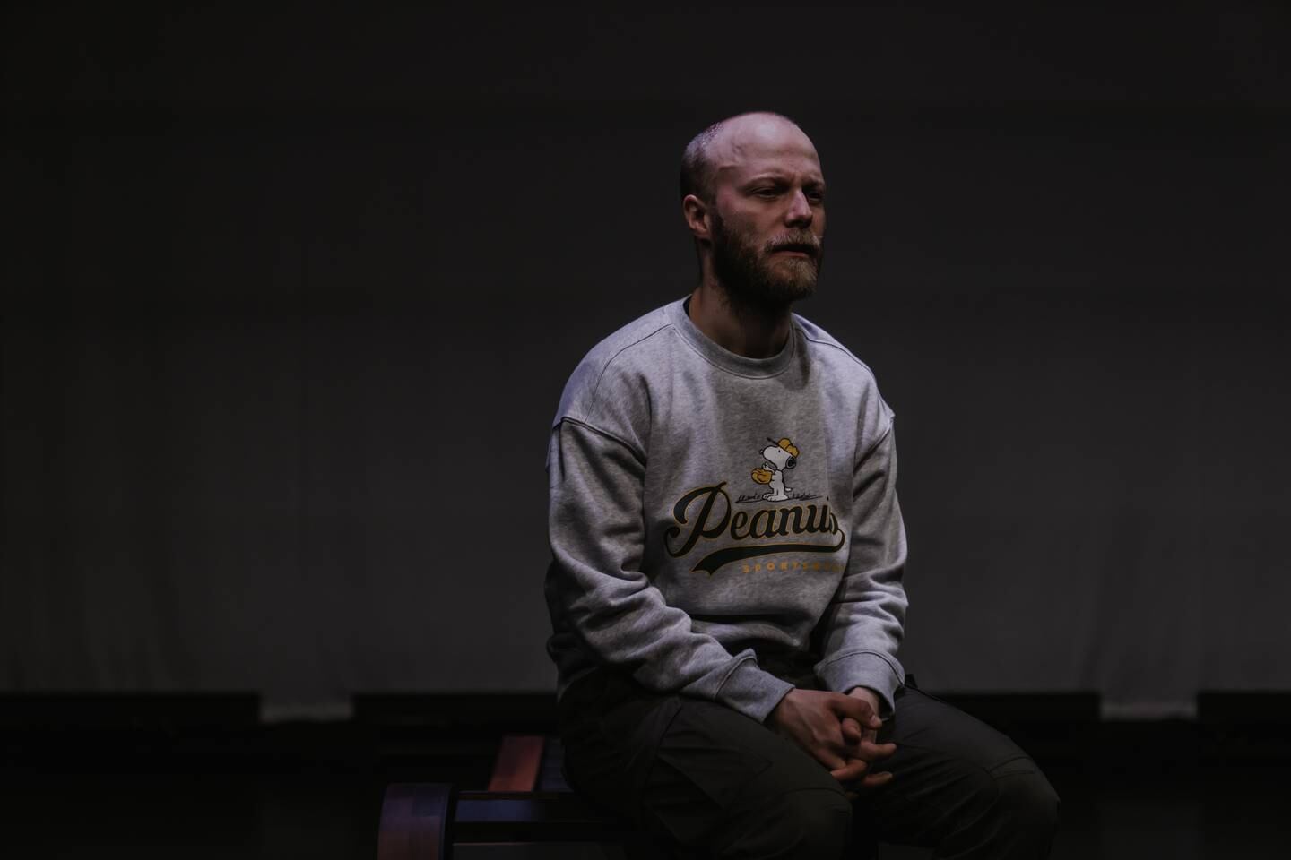 Henrik Bjelland i «Jeg Løper» av Line Mørkeby på Haugesund Teater.