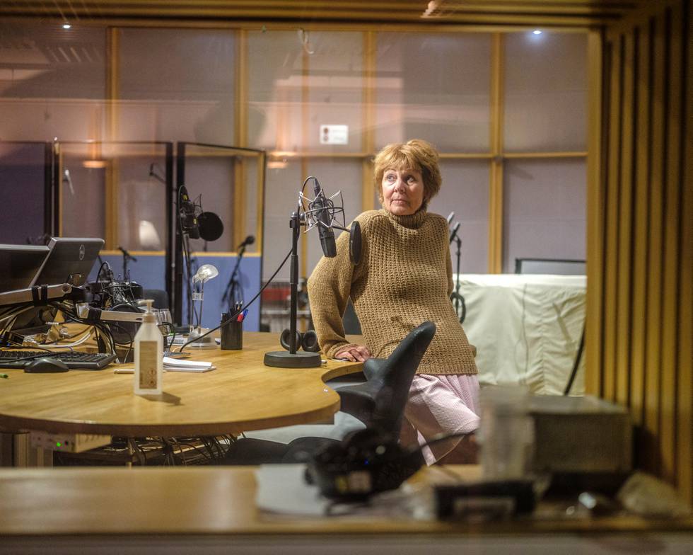 Annelita Meinich har jobbet i kulturavdelingen i Norge i 30 år, tilbake til da «kulturen var med stor K», som hun sier. I dag er hun en av programlederne for det timelange radioprogrammet Ut i kulturen, men er kanskje særlig kjent for poesiprogrammet Diktafon, som ble tatt av eteren i 2017.