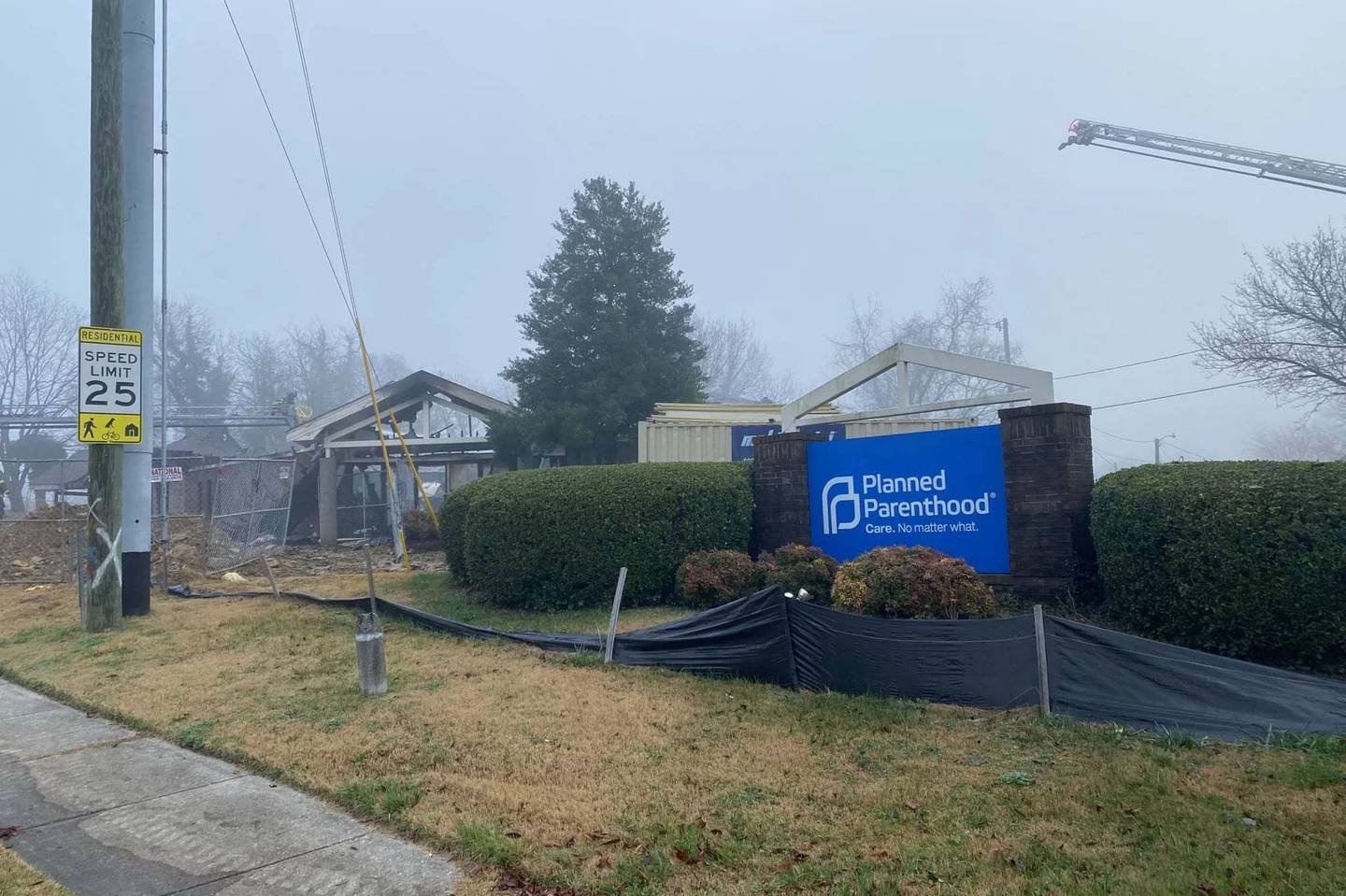 Abortklinikk, Knoxville brant ned 31. desember