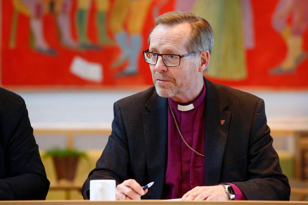 Biskop Halvor Nordhaug og resten av ledelsen i Bjørgvin bispedømme har fått klar beskjed av Kulturdepartementet: Presteoppsigelser for å oppnå budsjettbalanse kommer ikke på tale.