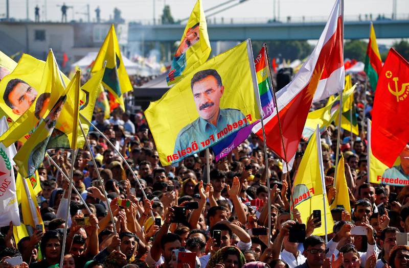 Demonstrasjon: Over 30.000 tyrkiske kurdere deltok i en støttedemonstrasjon for den arresterte PKK-lederen ­Abdullah Öcalan i Køln i begynnelsen av september. Arrangementsomtalen til en lignende demonstrasjon i Norge ble ­slettet av Facebook.