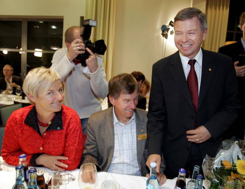 Profiler fra gullalder – Valgerd Svarstad Haugland (fra venstre), Einar Steensnæs og Kjell Magne Bondevik tilstede under valgvaken i 2005. Deretter kom de rødgrønne.