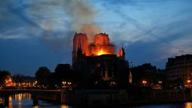 Ringeren reddet Notre-Dame