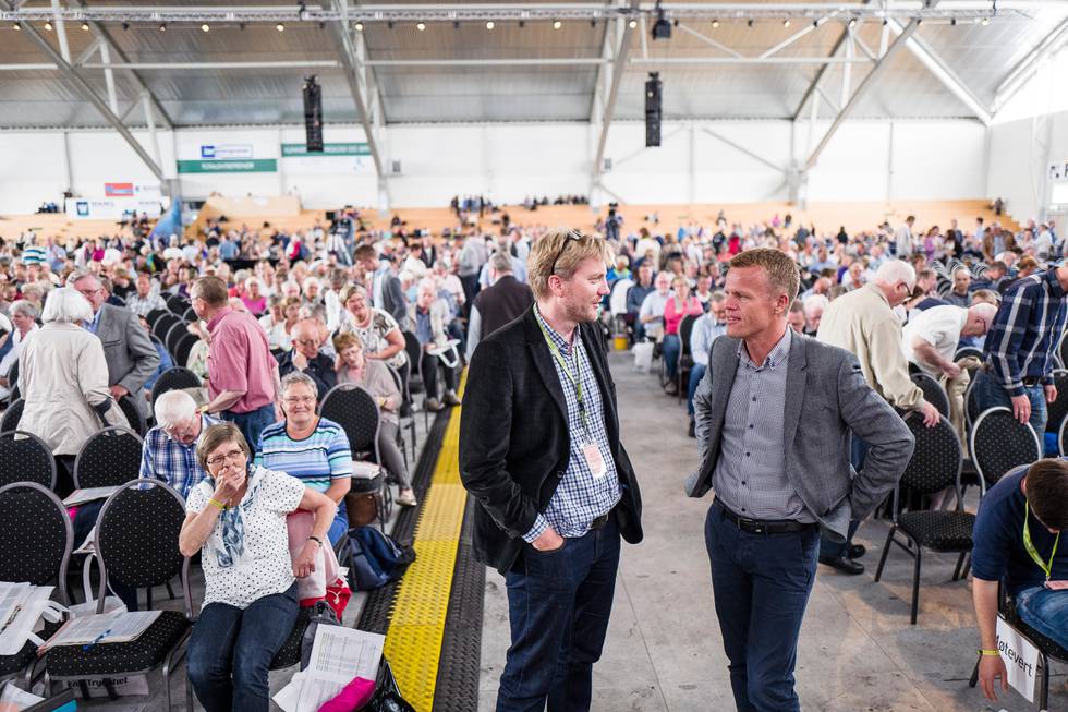 NLMs generalforsamling 2015 i Randaberg Forum. Øyvind Åsland og Espen Ottesen