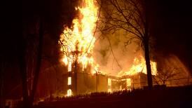 Da Østre Porsgrunn kirke brant ned, tok lokalsamfunnet fyr. Hva var det som var så brennbart?