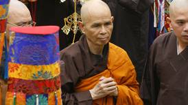 Buddhistmunken og fredsaktivisten Thich Nhat Hanh død