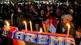 Regjeringen i Indonesia møtes etter fotballtragedien