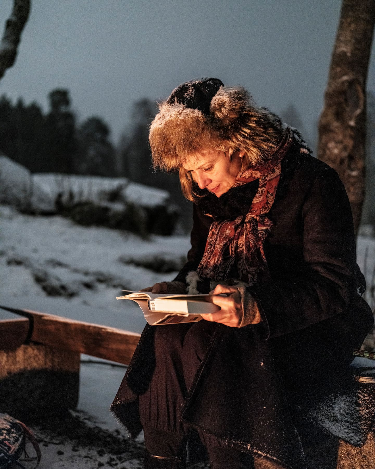 Solsnu. Årets mørkeste dag. Ut i skogen med Sigri Sandberg og Elisabeth Thorsen.