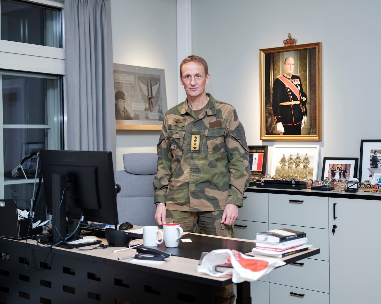 Norges forsvarssjef Eirik Kristoffersen på hans kontor i Forsvarsdepartementet.
